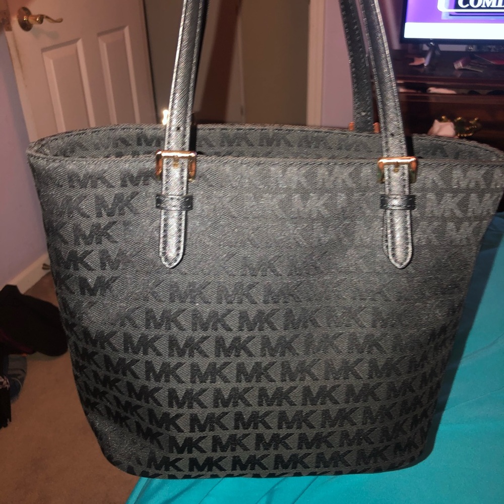 Michael Kors purse